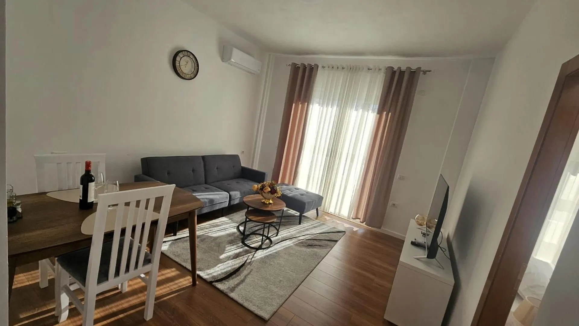 Vila 7 Apartments Tirana Albania